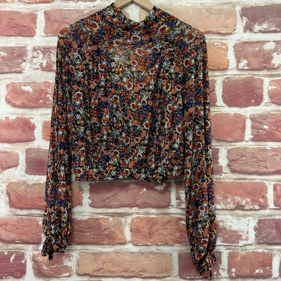 Free People All Dolled Up Crop Top Women's M Ditsy Floral Mesh Cutout Back Shirt - Picture 1 of 8